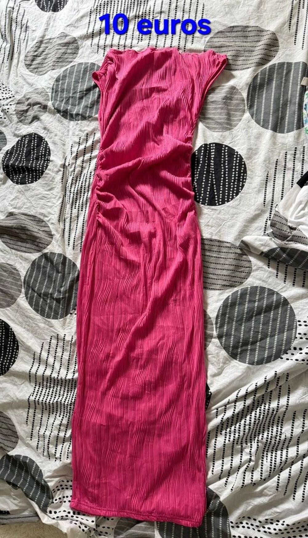 Robe neuve Vêtements