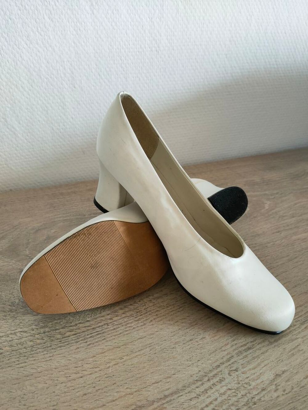 deux paires de chaussures Chaussures