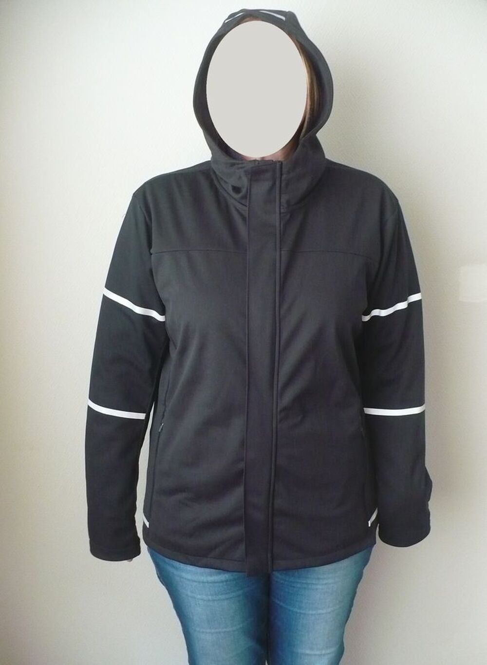 Vestes &agrave; capuche - H/F - Sports Randonn&eacute;es Vêtements