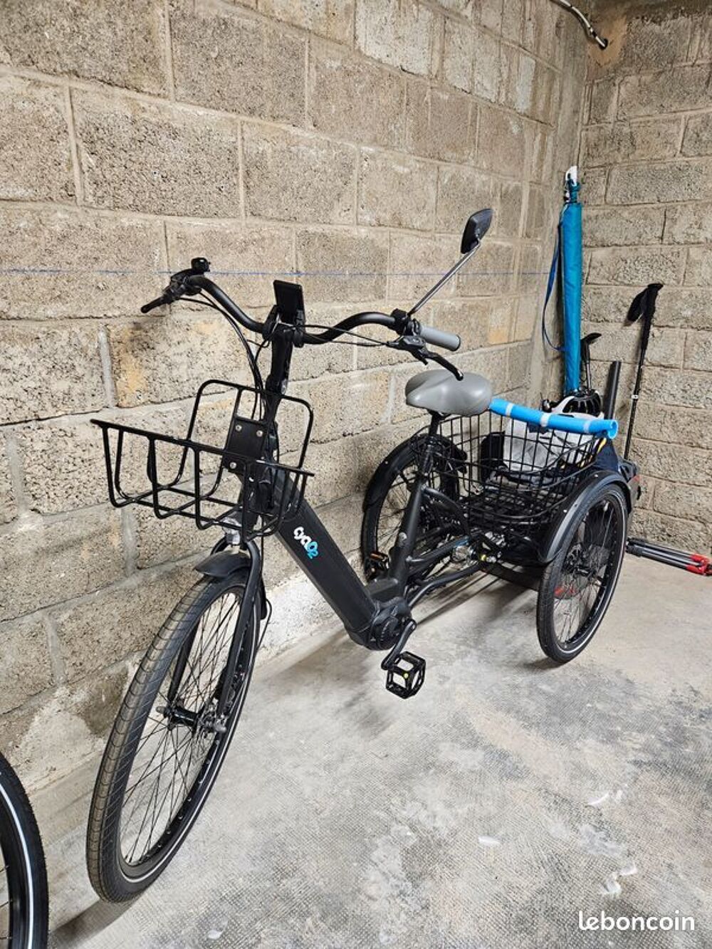 V&eacute;lo Tricycle &eacute;lectrique neuf JAMAIS utilis&eacute; Vélos