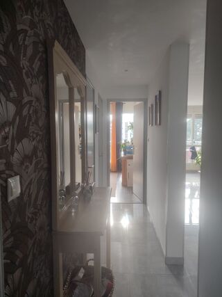  Appartement � vendre 4 pi�ces 88 m� Salon-de-provence