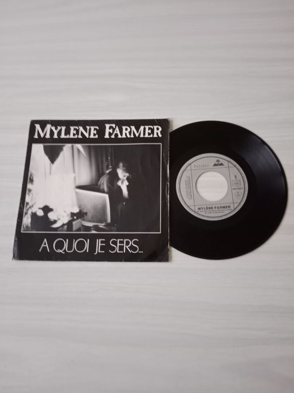 45 Tours Myl&egrave;ne Farmer A quoi je sers - Label papier CD et vinyles