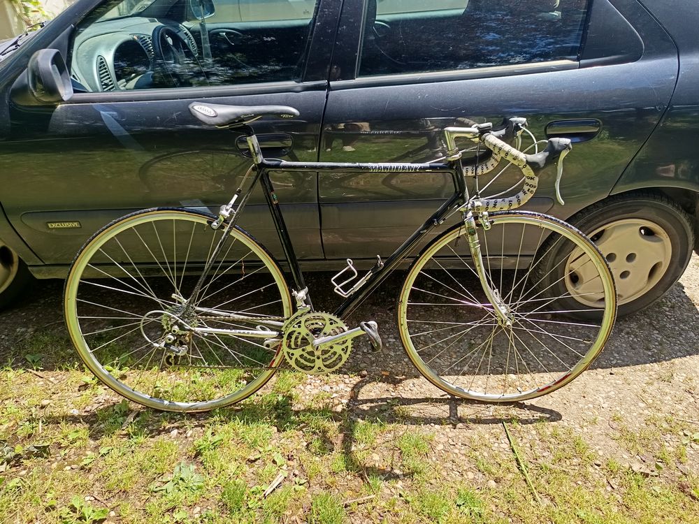 2 v&eacute;los des cours Vélos
