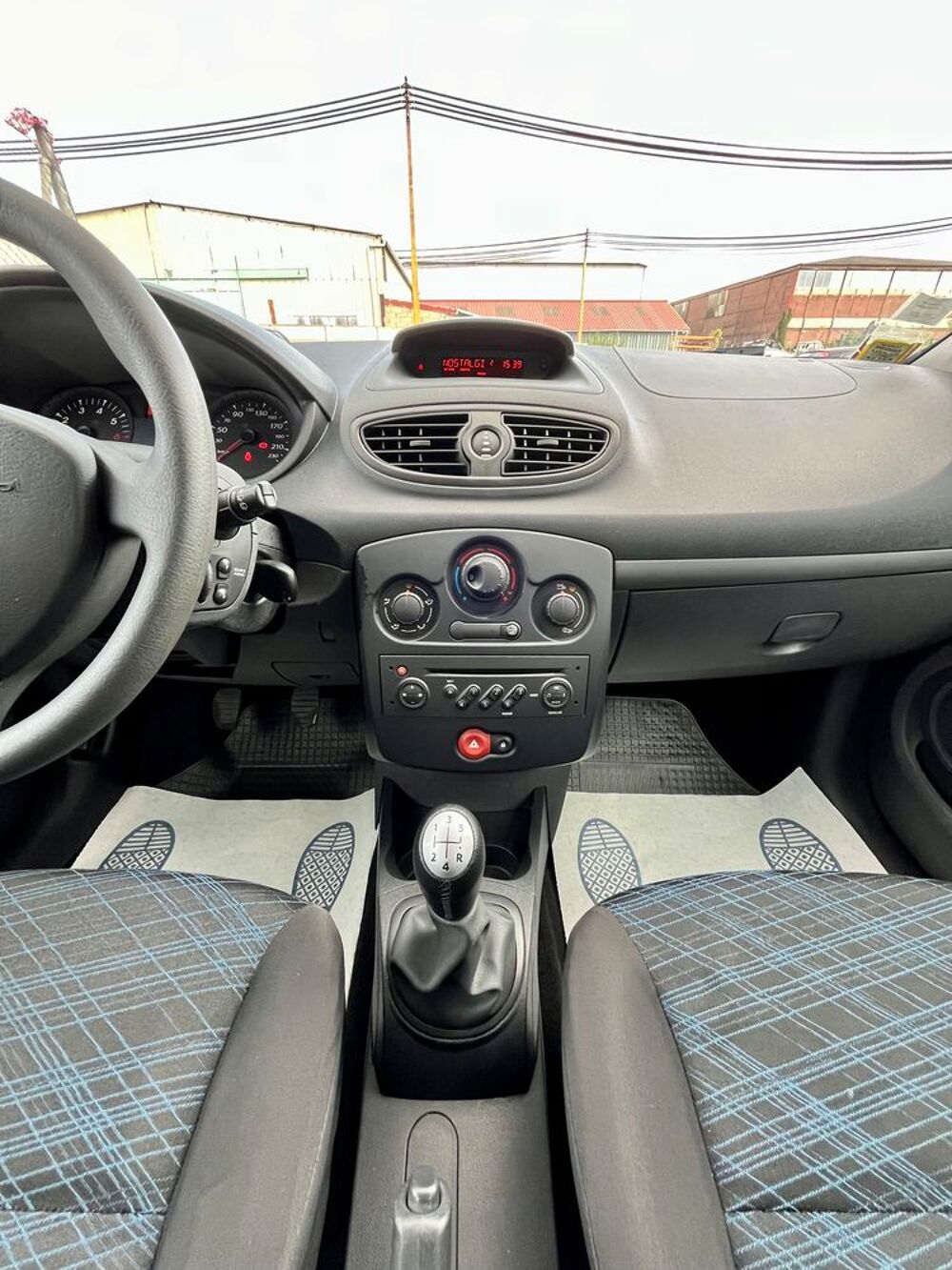 Clio III 1.2 16V 75 eco2 Authentique 2009 occasion 60870 Villers-Saint-Paul