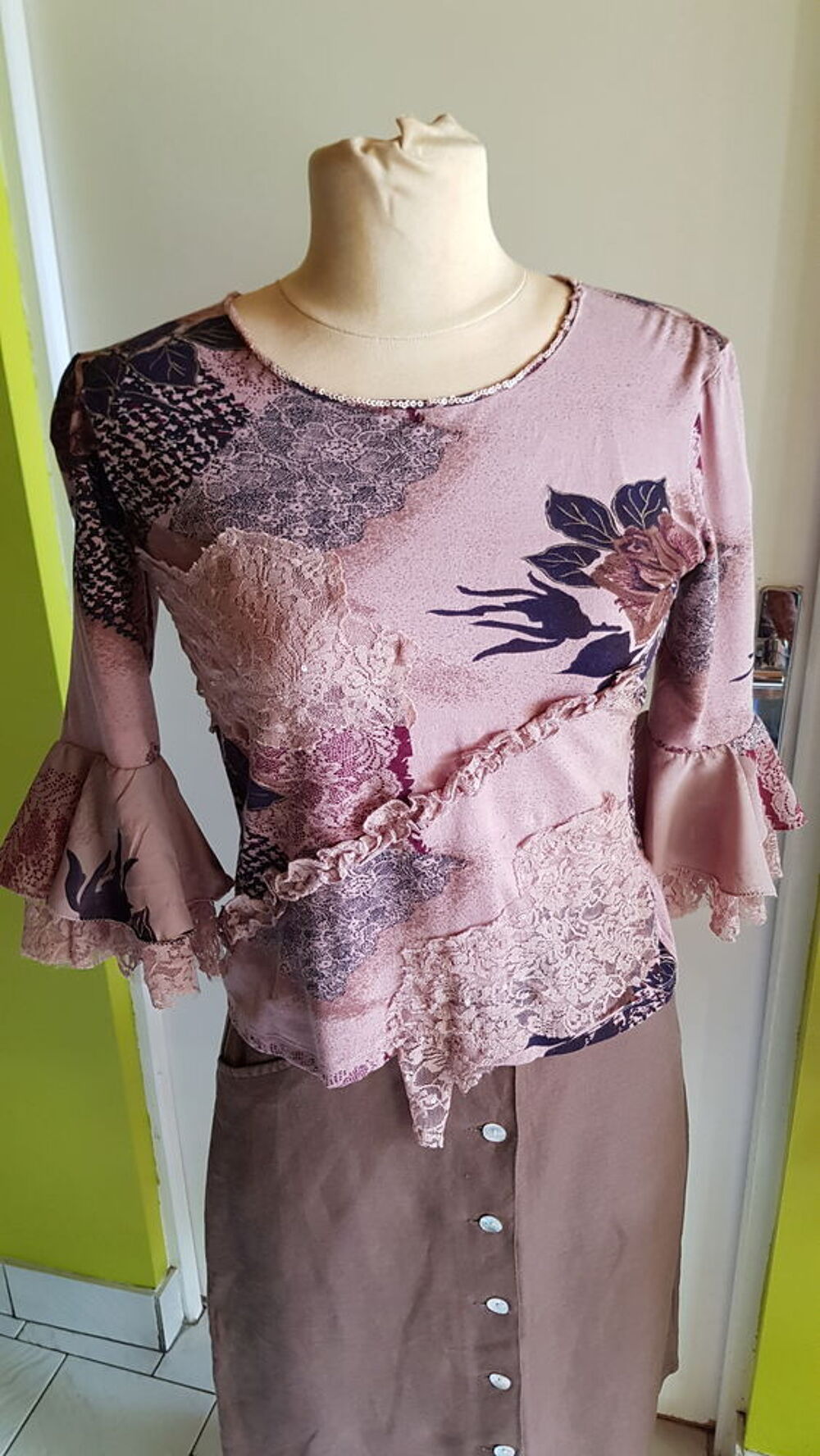 Tee-shirt imprim&eacute; dentelle Ren&eacute; Derhy (38/40) Vêtements