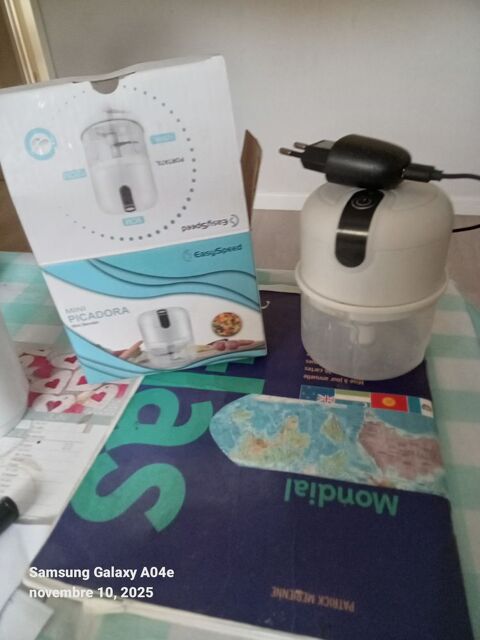 Robot mixeur fruits et legumes pour 1 pers, 10 Commentry (03)