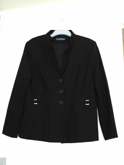 Blazer, veste. SIXTH SENSE de C&A. Marron. T. 48. TBE 17 Bagnolet (93)