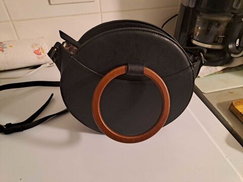 sac �  main 5 Montigny-l�s-Metz (57)