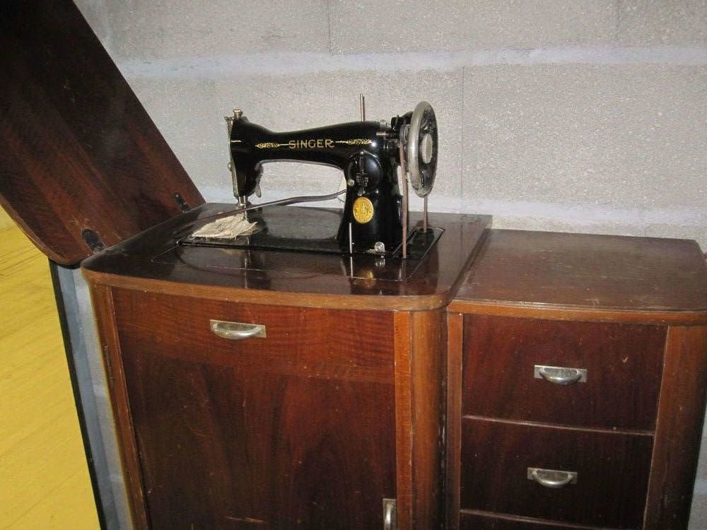 Machine &agrave; coudre SINGER Ann&eacute;es 50 Electroménager