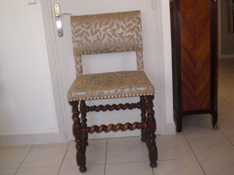 chaise louis XIII 130 Nevers (58)