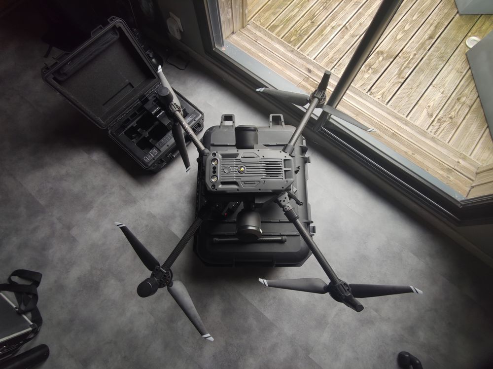 DJI Matrice 300 RTK + Nacelle H20 Photos/Video/TV
