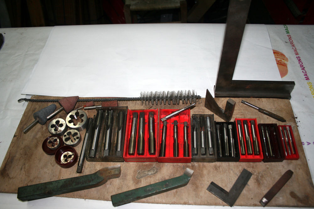 Tarauds et filieres Bricolage