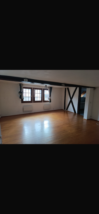  Appartement à louer 2 pièces 70 m²