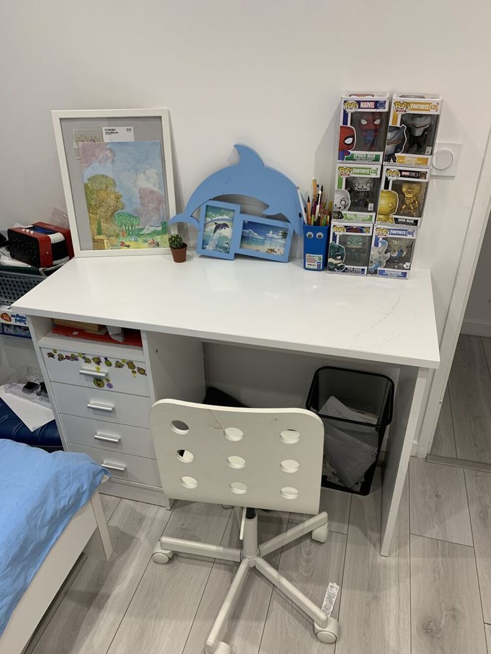 bureau enfant avec tiroir et chaise Mobilier enfants
