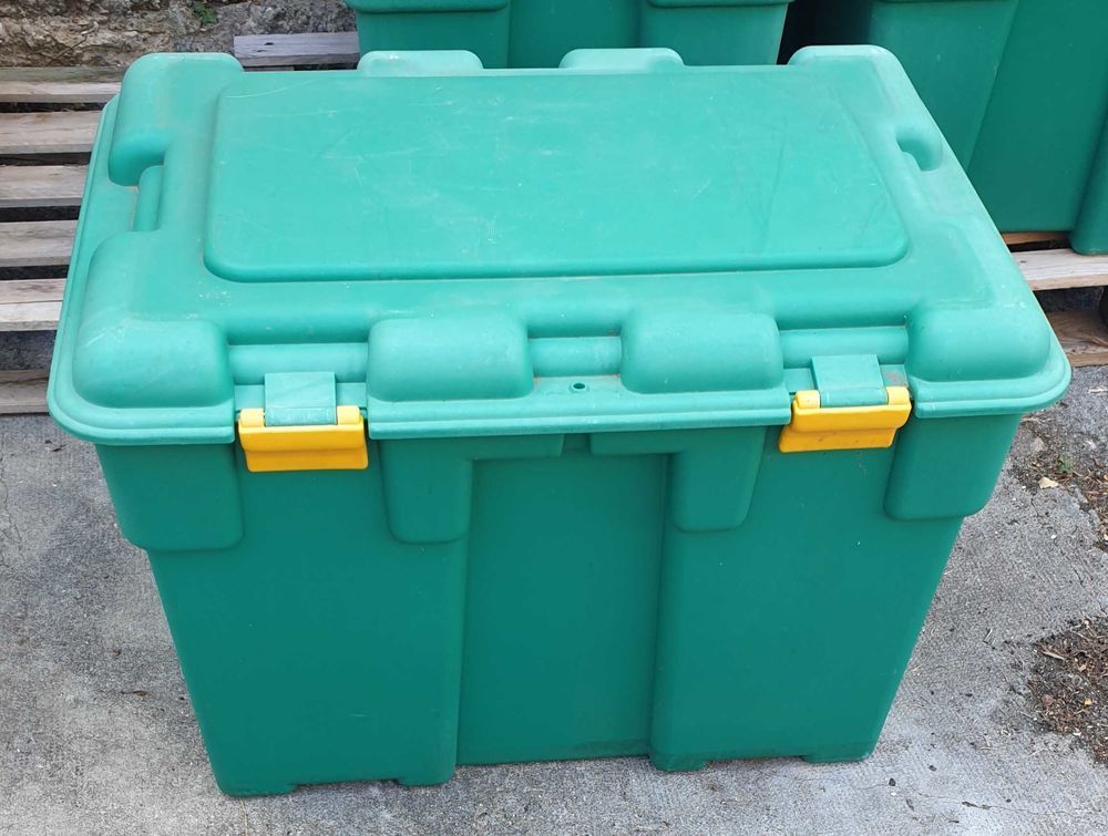 Lot 3 COFFRES de rangement ALLIBERT 185L/malle Jardin