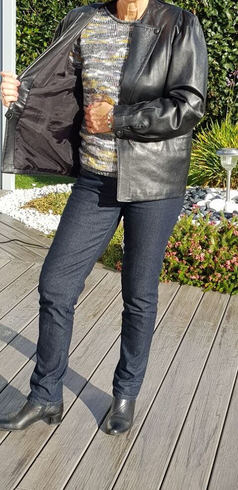 veste cuir femme 35 Les Mathes (17)