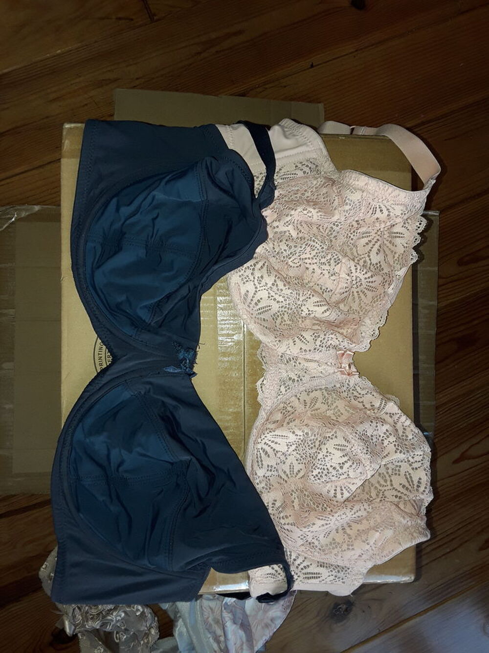 Lot 2 soutien gorge en 110e Vêtements