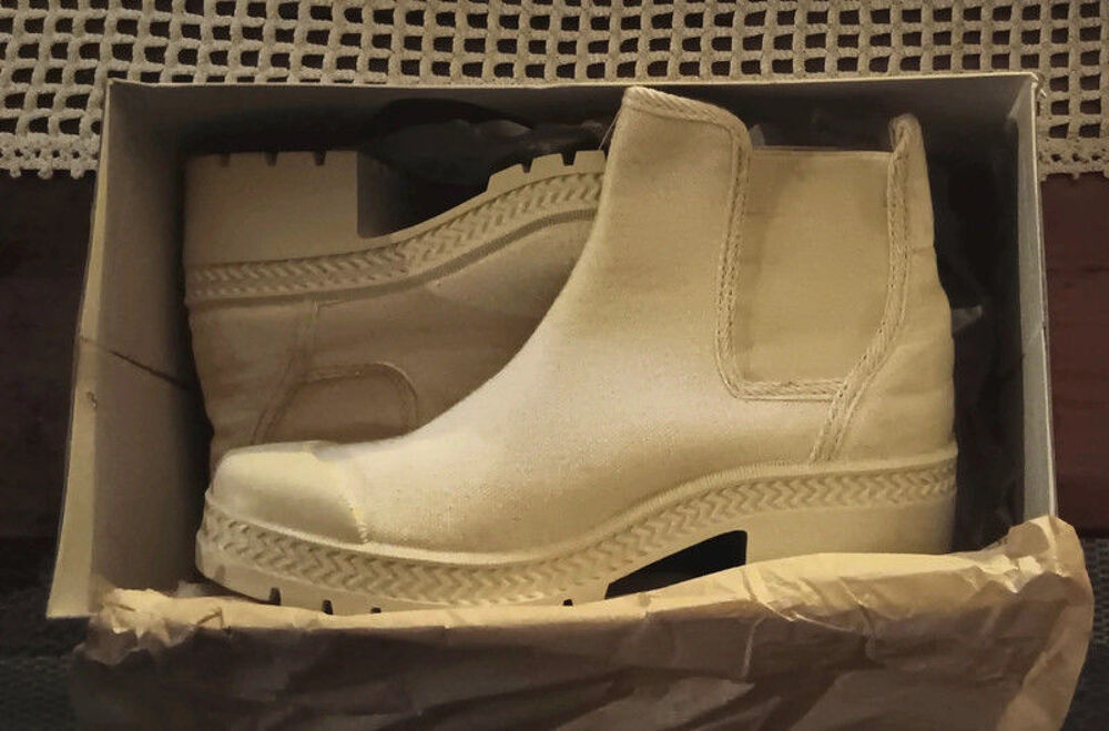 Bottines beige neuves Chaussures