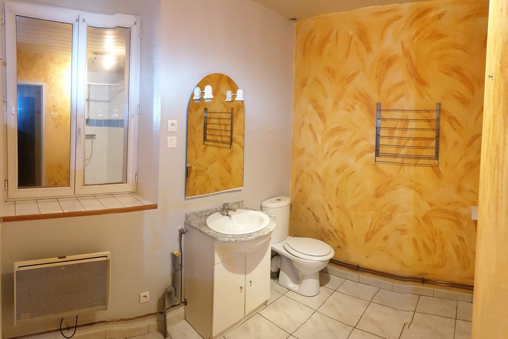 Location Maison Maison 4 pièces sur 2 étages de 70 m² avec jardin privatif Bricon
