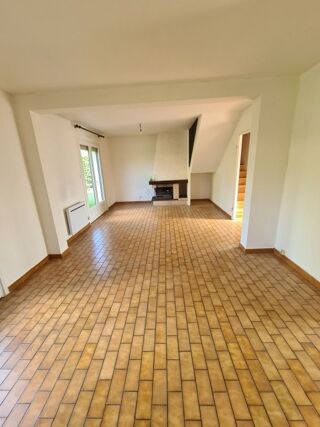  Maison à louer 5 pièces 87 m²