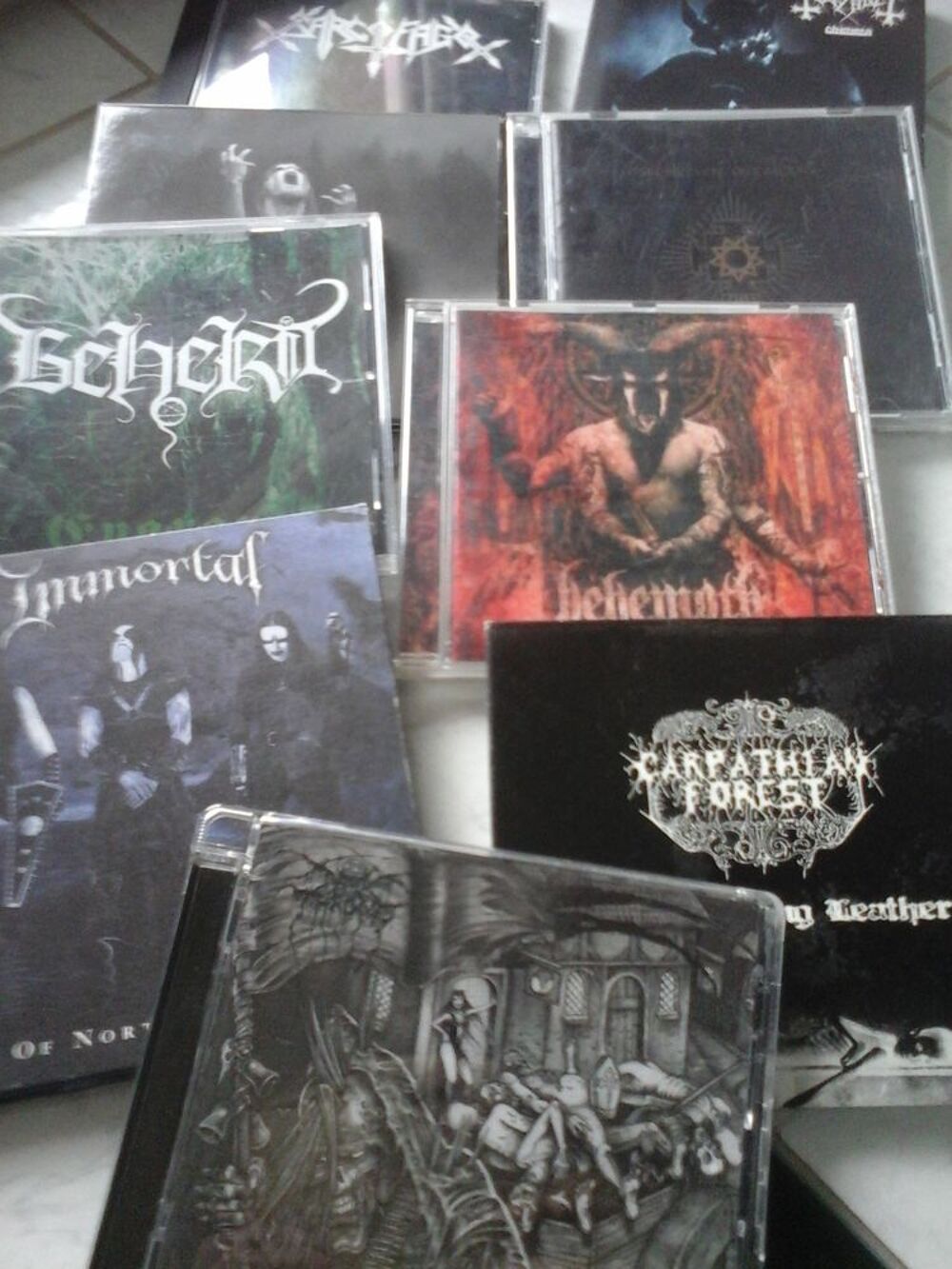 CD METAL, BLACK, DEATH, DOOM, TRASH CD et vinyles