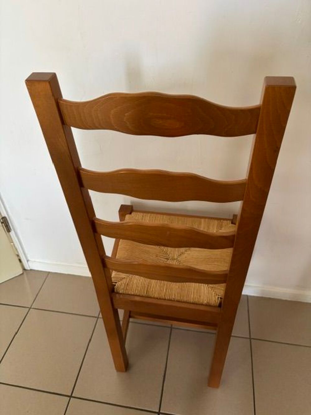 Quatre chaises Meubles