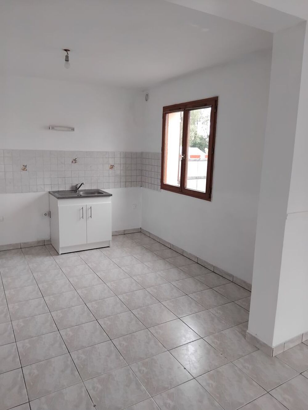 Location Appartement F2 51 M2 RC PERIPHERIE  BEAUVAIS Warluis