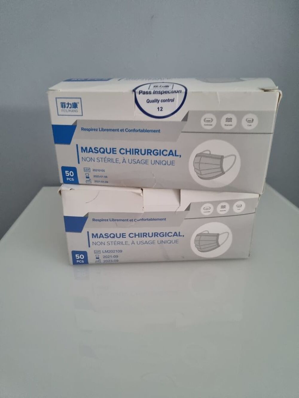 Masque Chirurgicaux C E (covid )sous blister par 10 ou boite Bricolage