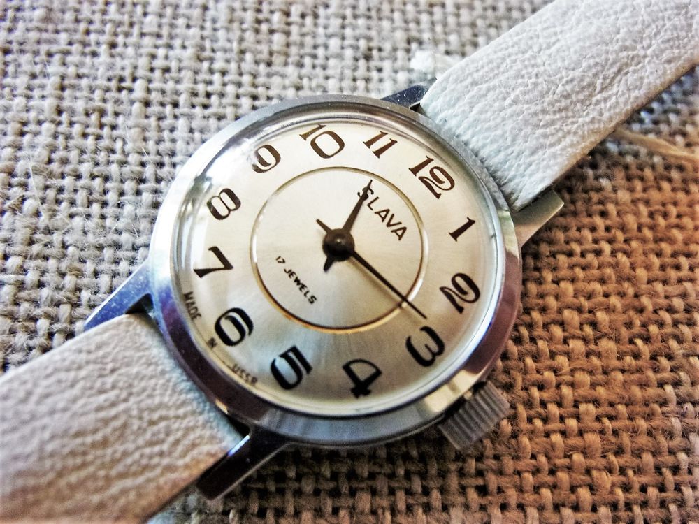 SLAVA montres Dame Russe 1980 DAM0027csbbc Bijoux et montres