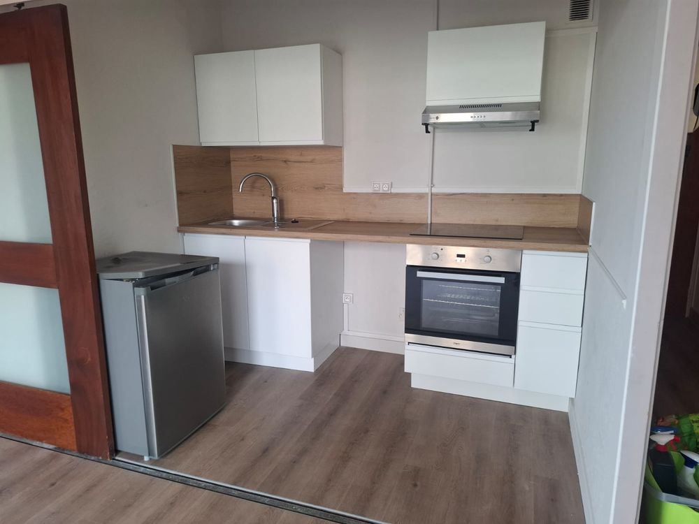 Location Appartement Studio 31m² avec place de parking - Clermont-Ferrand Clermont-ferrand