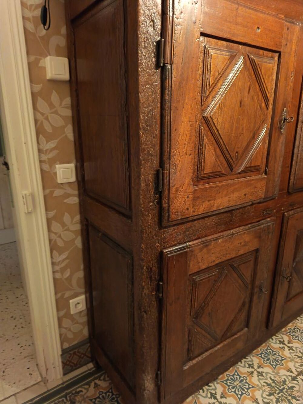 Armoire quatre vantaux XVII &egrave;m Meubles