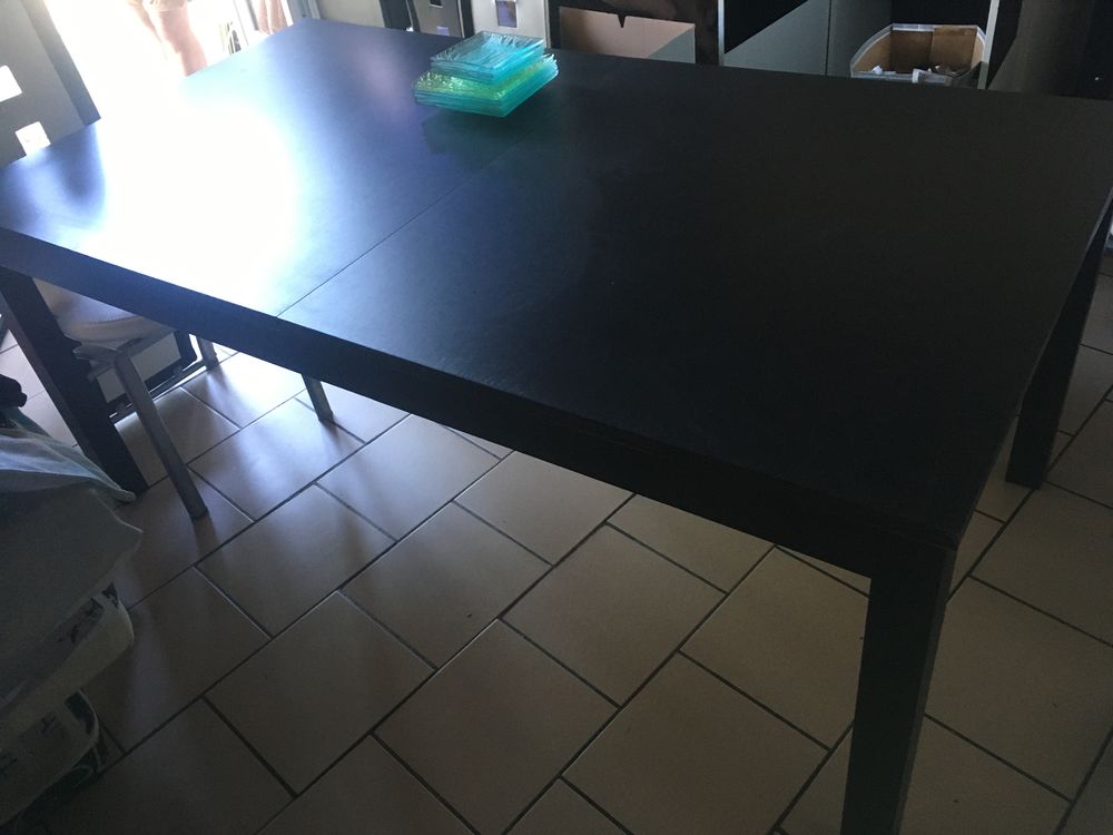 Table + 6 chaises Meubles