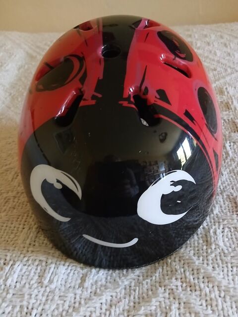 Casque pour enfant Nakamura Coccinelle  CSQ BB 23 rouge. Saint-Bonnet-de-Mure (69)