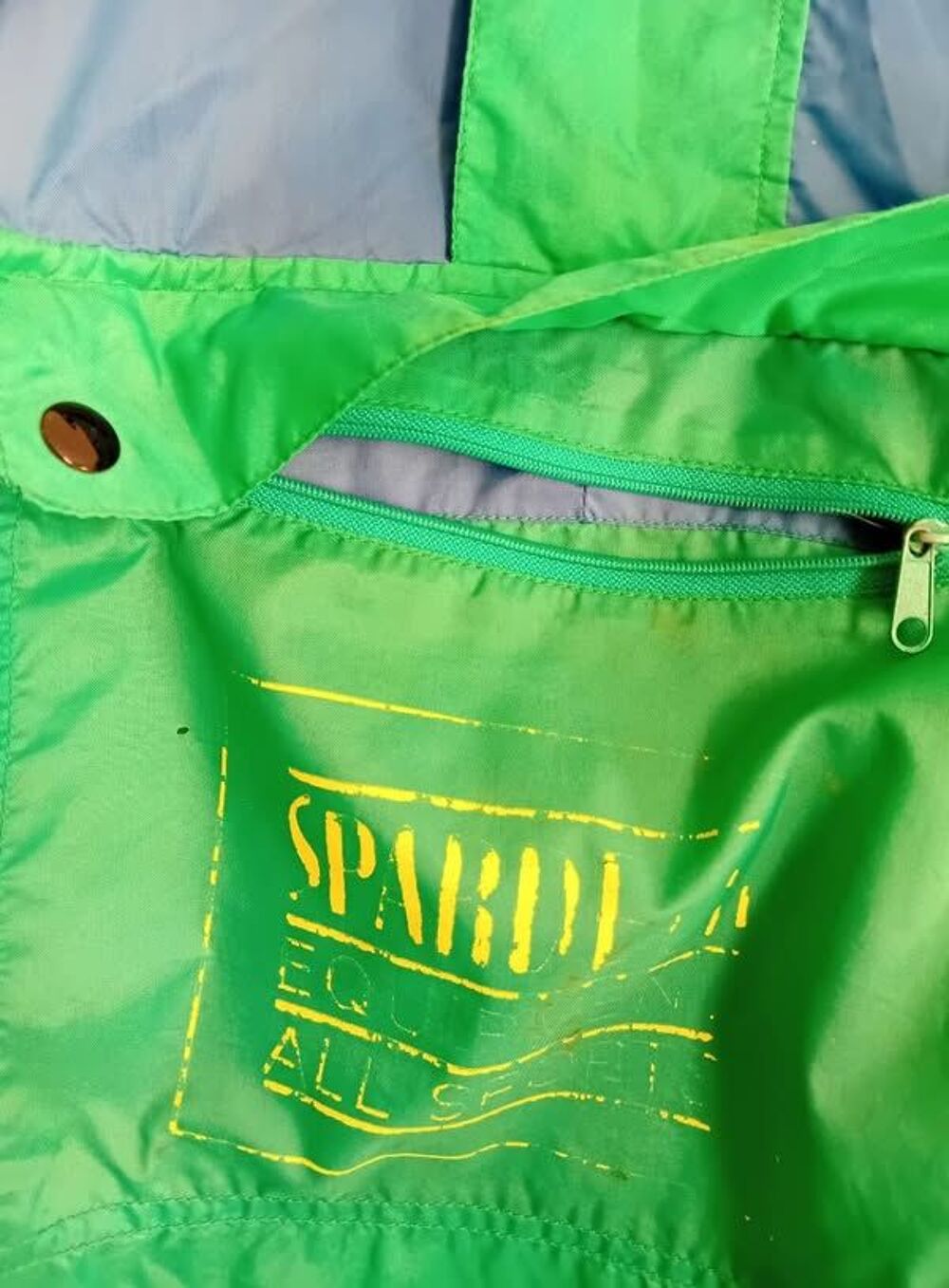 coupe vent en nylon 12 ans Vêtements enfants