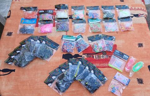 Lot n°1 pour Fabriquer Bracelets Elastiques avec Clips, Etc. 14 La Ferté-Alais (91)