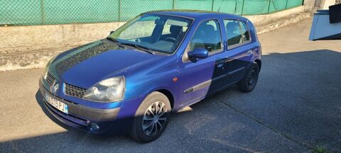 Renault clio ii Clio 1.6i 16V Initiale