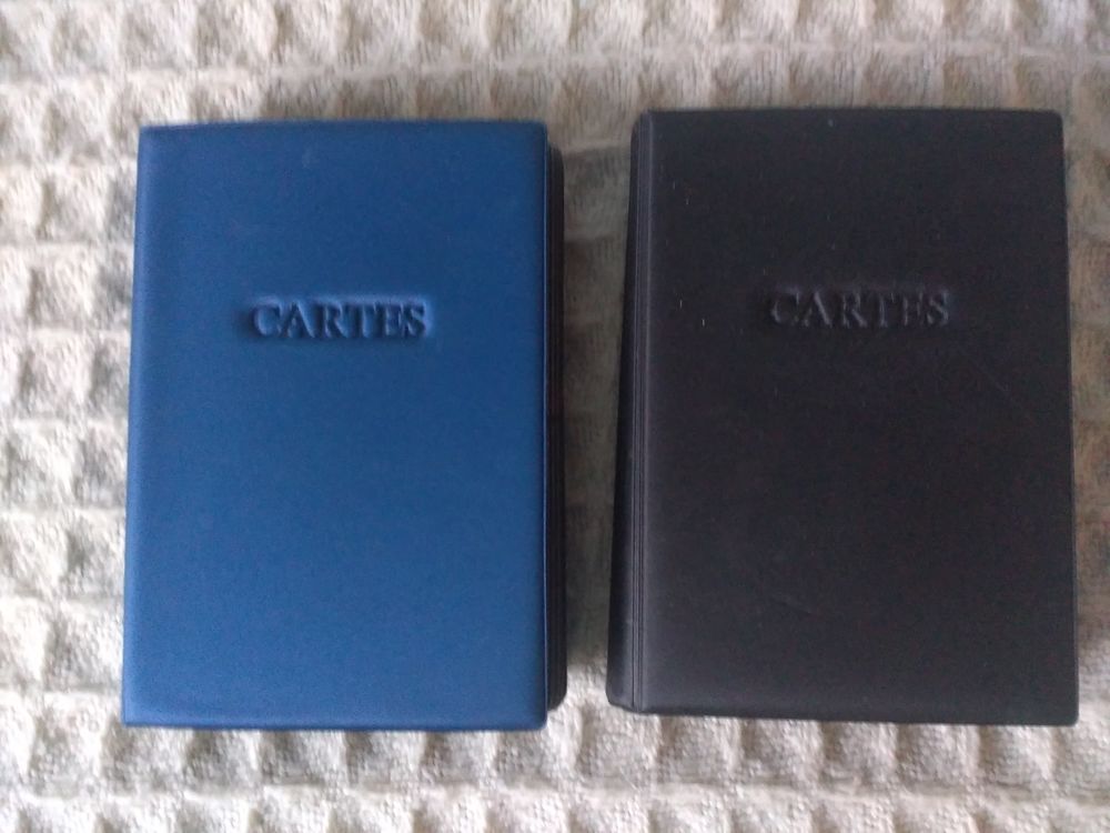 CLASSEURS AVEC CARTES TELEPHONIQUES 