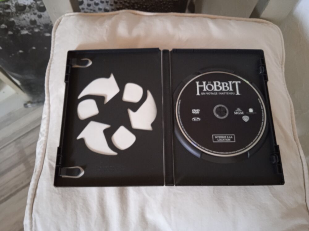 DVD Le Hobbit
Un voyage inattendu
2012
Excellent &eacute;tat
En DVD et blu-ray