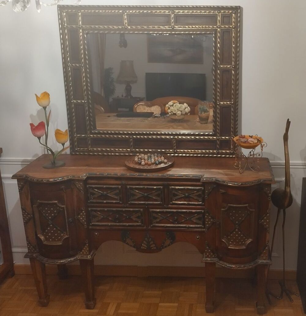Buffet oriental en bois massif
Meubles