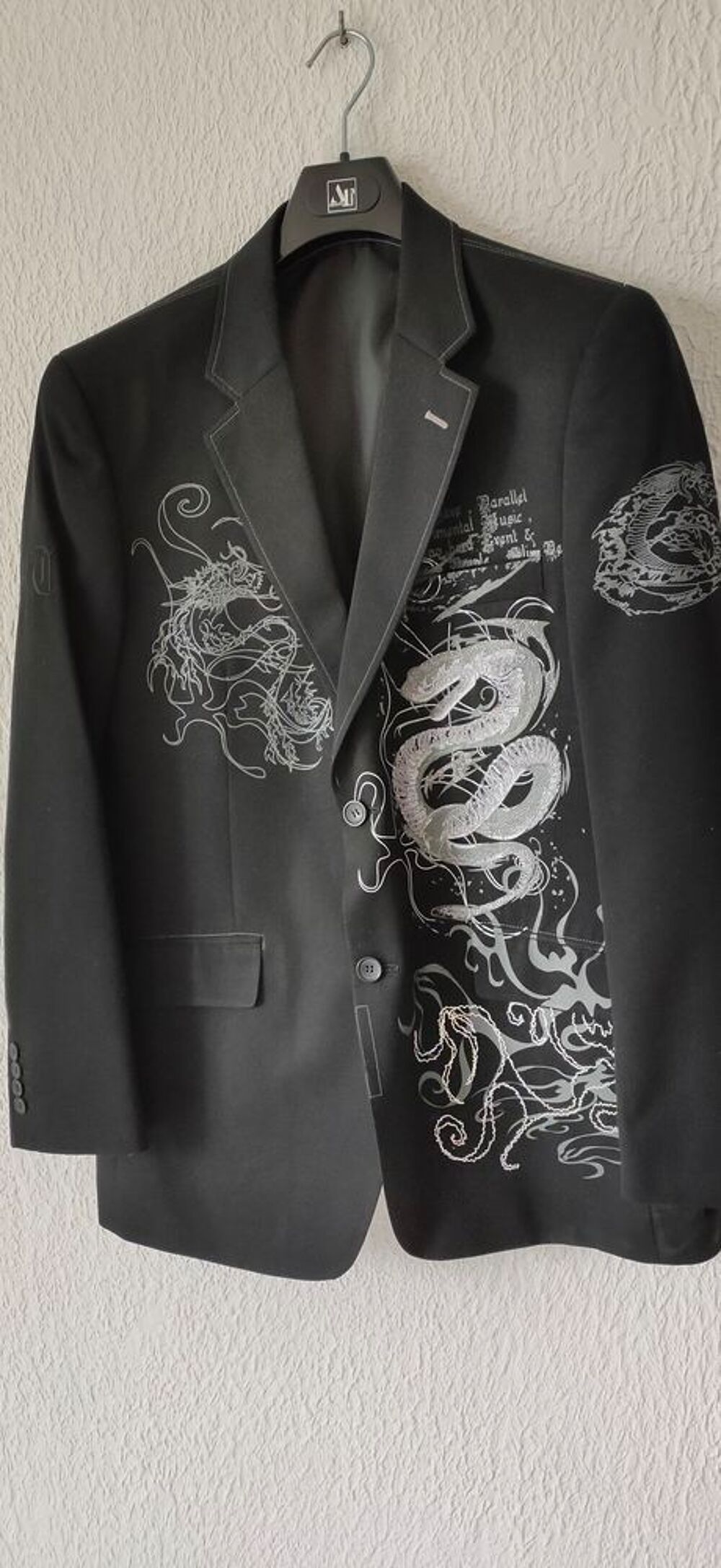 veste de sortie neuve taille 40-42''armand thiery '' Vêtements