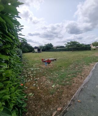  Terrain  vendre 1600 m