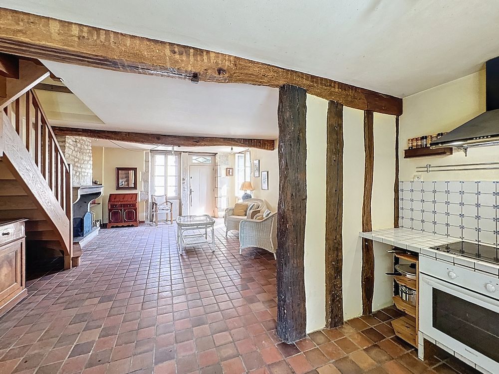 Vente Maison Maison bourguignonne traditionnelle avec jardin clos - 3 ch. Coutarnoux