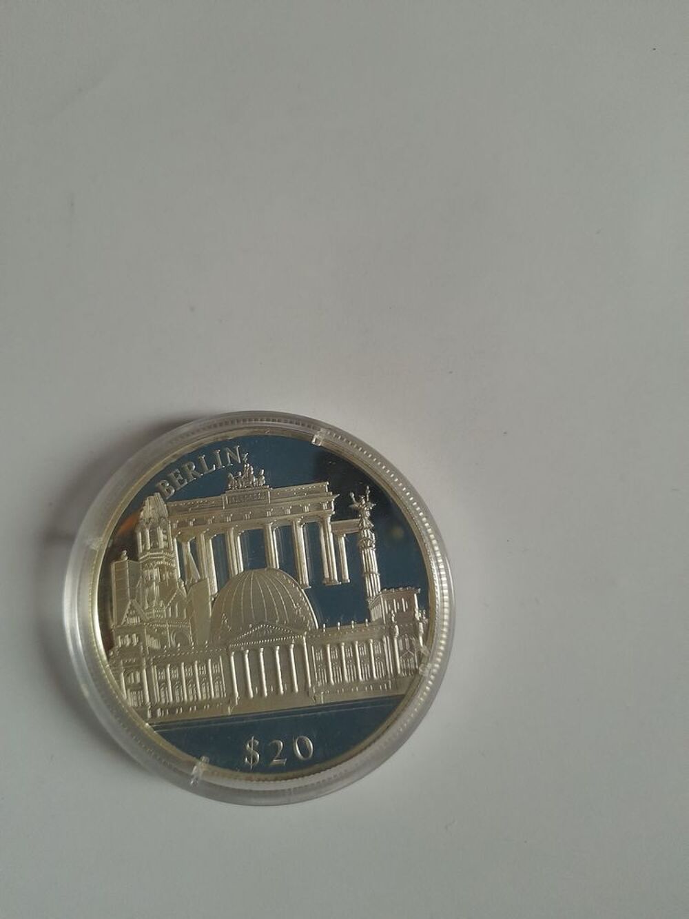 piece 20 dollars 