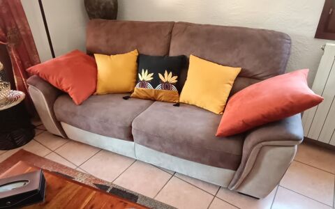 Canap� 3 places de qualit� 200 Mouans-Sartoux (06)