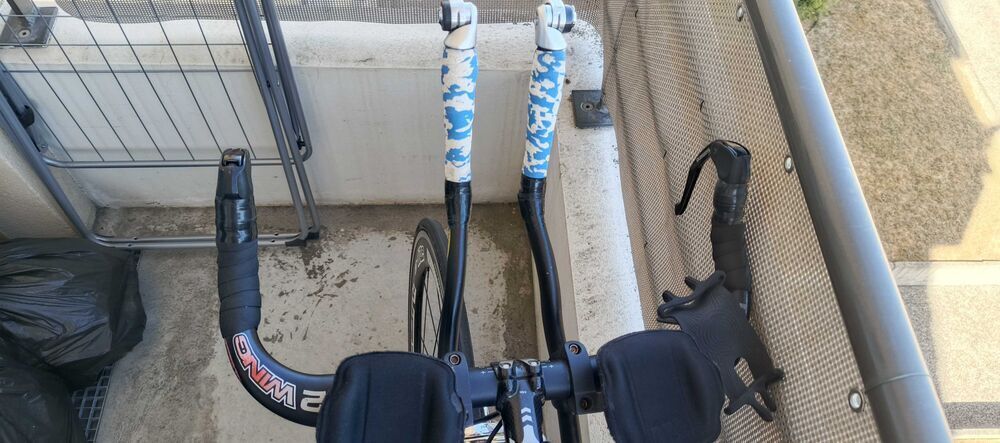 V&eacute;lo Scott en fibre de carbone Vélos