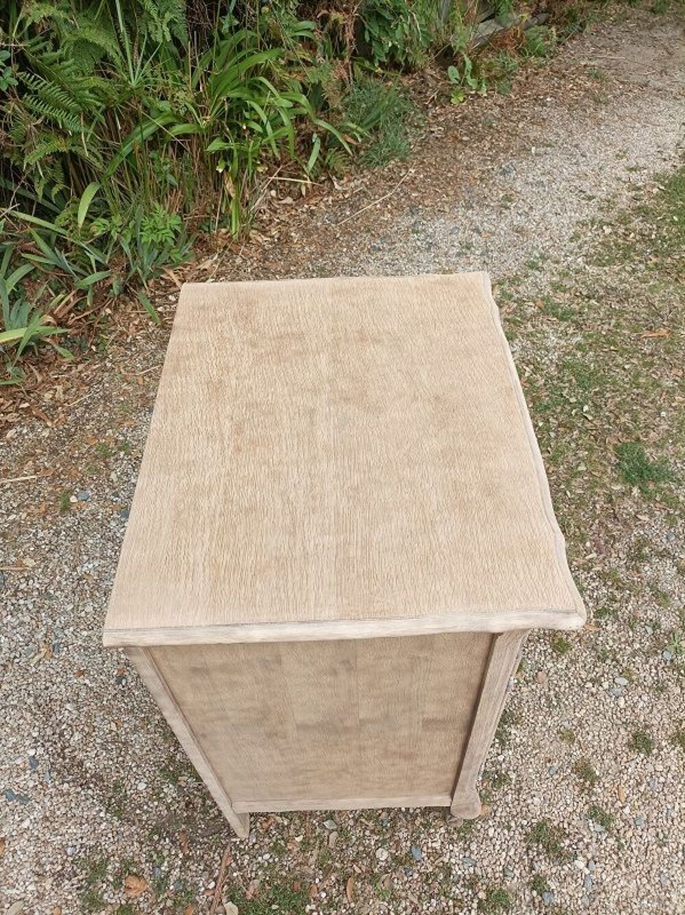 Confiturier meuble t&eacute;l&eacute; portes bois massif A&eacute;ro-gomm&eacute; meuble Meubles