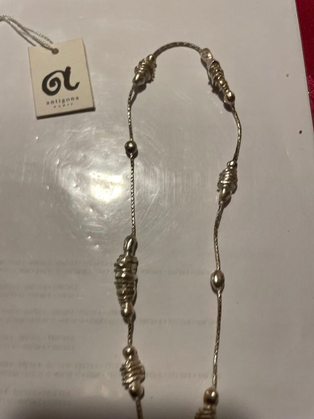 Collier argent&eacute; petits cailloux incrust&eacute;s sur chaineANTIGONA Bijoux et montres