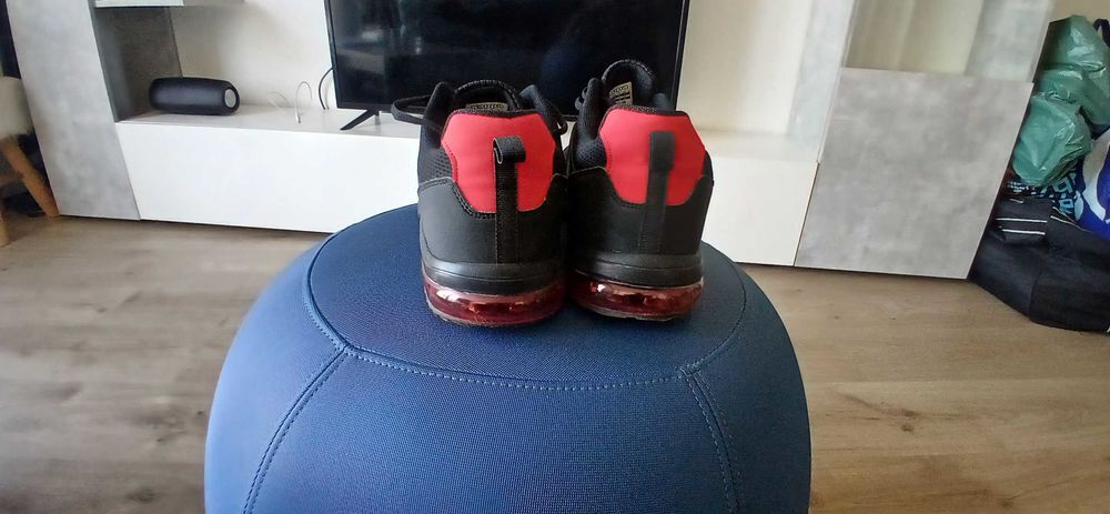 2paires+de+baskets+quasi+neuve Chaussures