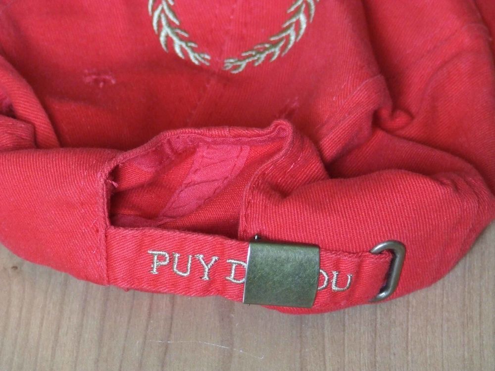 Casquette "&nbsp;Le signe du triomphe&nbsp;" LE PUY DU FOU NEUVE Vêtements