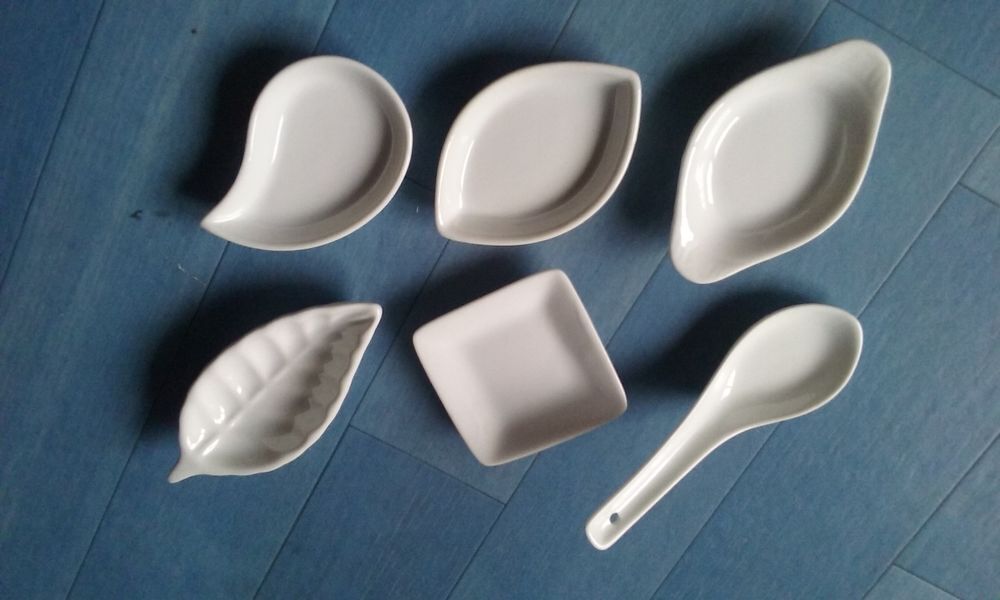  Lot de 24 coupelles et cuill&egrave;res neuves Cuisine